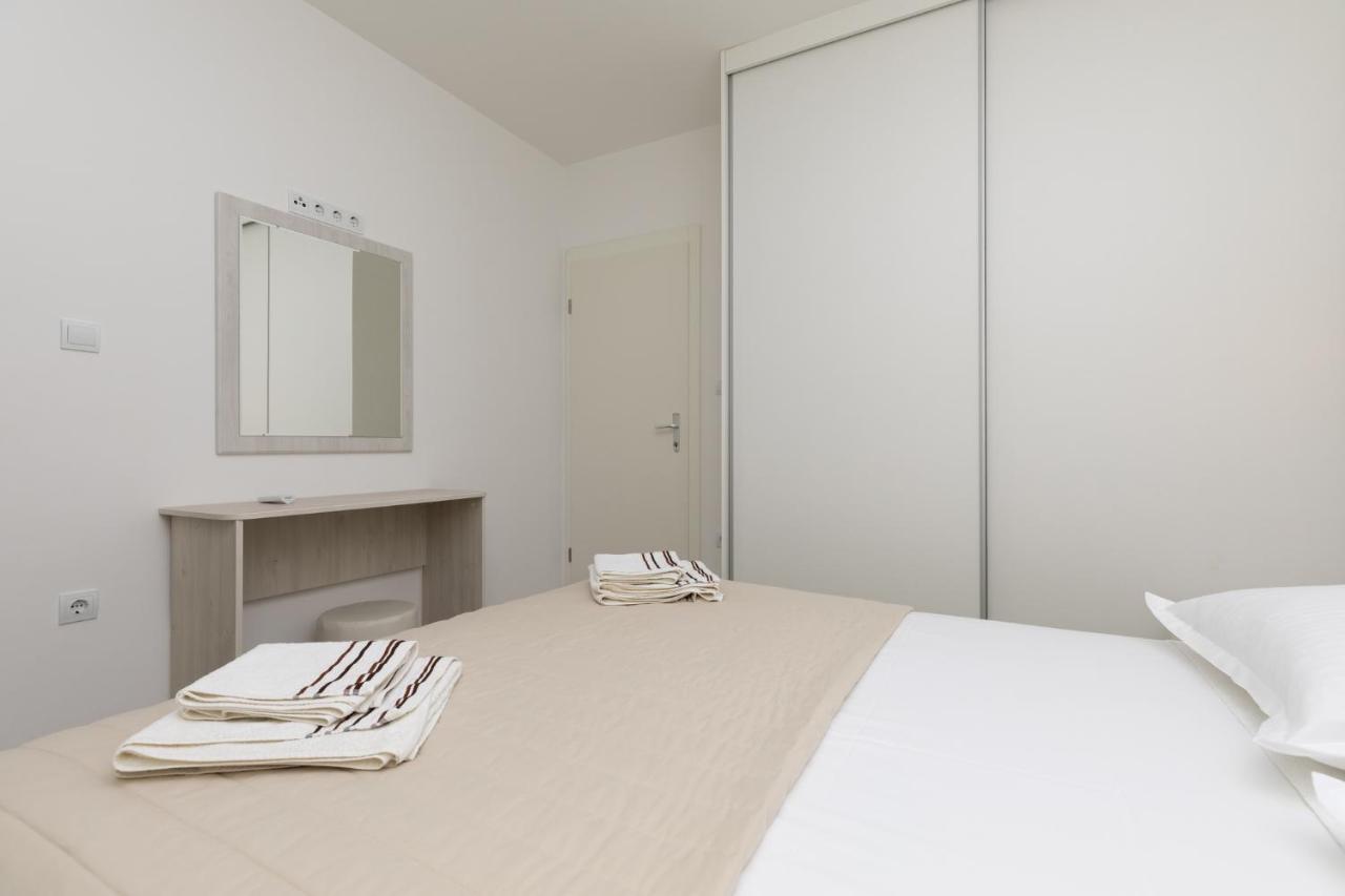 Apartments Bosiljka Mimice Ngoại thất bức ảnh